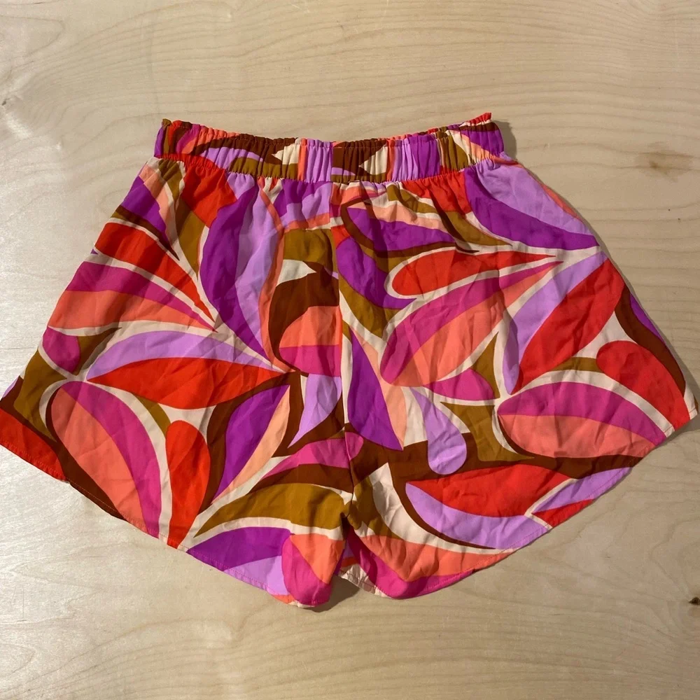Impressions Pink and Purple Athletic Shorts Large (OP)